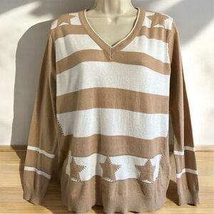 Leo & Ugo Beige White Stars Striped V Neck Sweater Star Gold Bead Detail